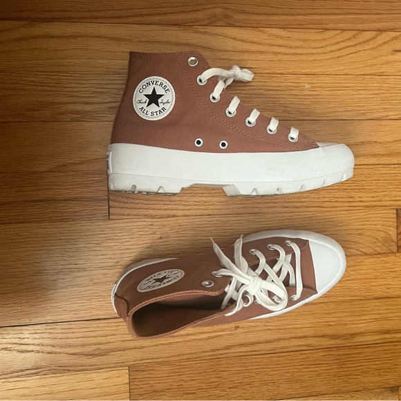 Converse Shoes - Brown converse